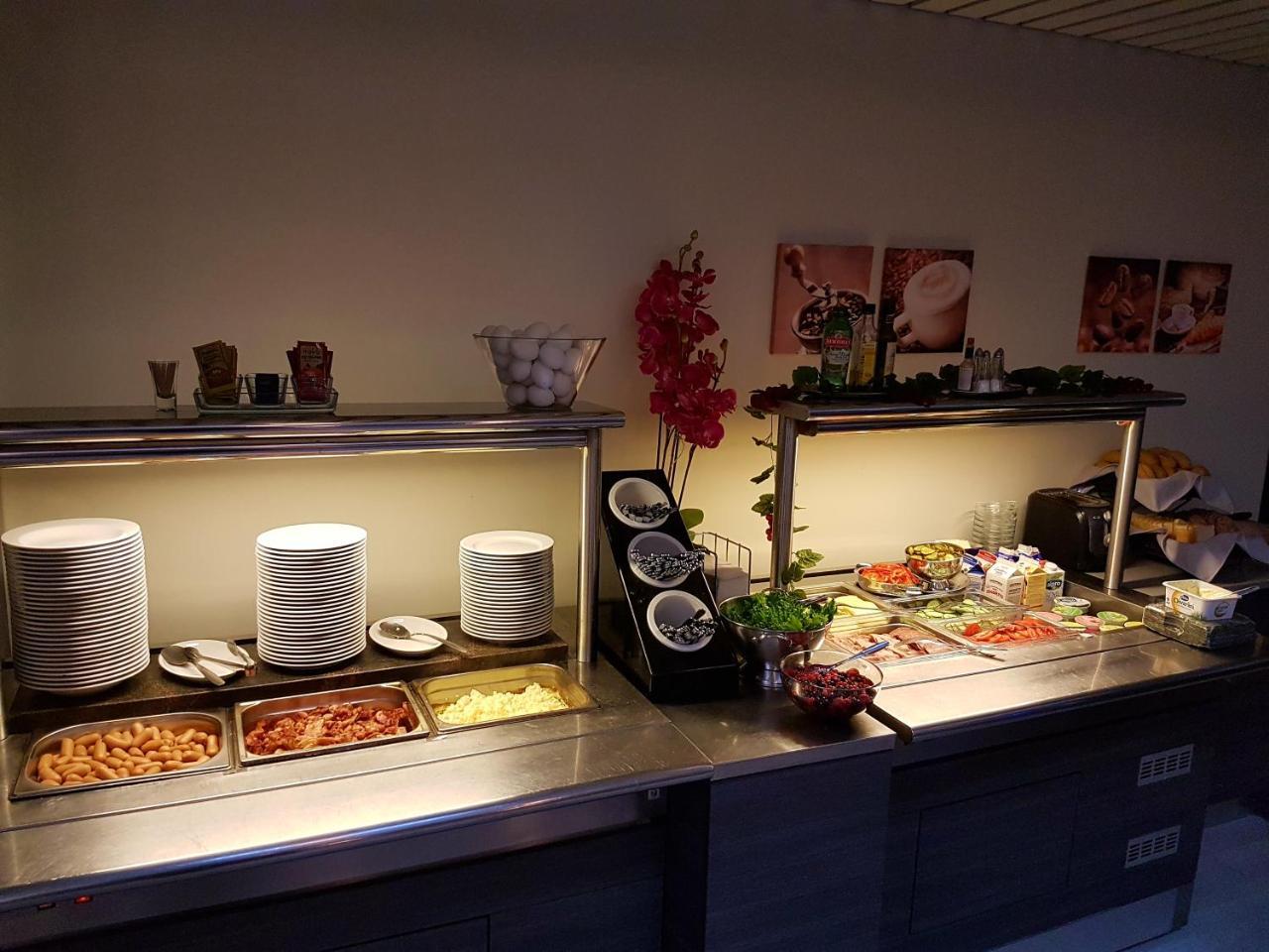 Sport Hotel Kantri Kankaanpaa Bagian luar foto